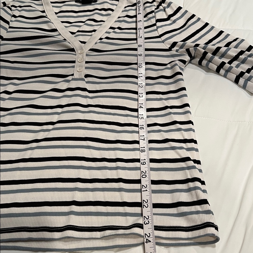 Nice Striped Ribbed Top - Picture 2 of 7